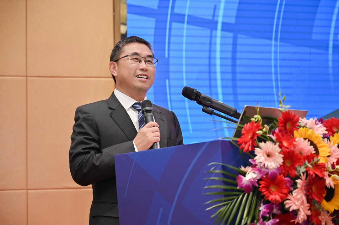 廣東省涂料行業(yè)協(xié)會(huì)會(huì)長(zhǎng)陳冰