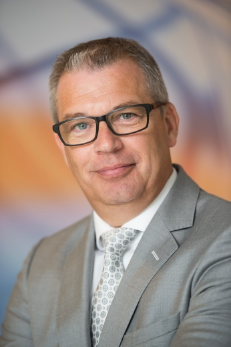 【新聞稿】荷蘭皇家帝斯曼推出全新帝安瑞™高性能植物基工業木器涂料樹脂,引領更環保的家具漆涂料市�?90.png 【新聞稿】荷蘭皇家帝斯曼推出全新帝安瑞™高性能植物基工業木器涂料樹脂,引領更環保的家具漆涂料市�?90.png